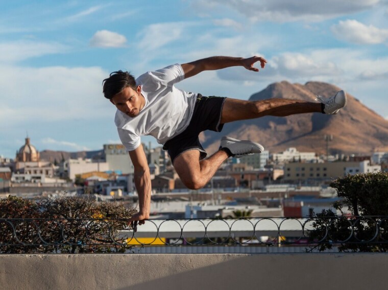 Speed Drills: How Footballers Develop Explosiveness on the Field