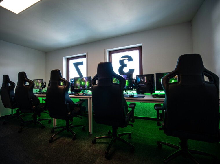 Canada’s Gaming Surge: From Economic Impact to Esports Spotlight in 2025