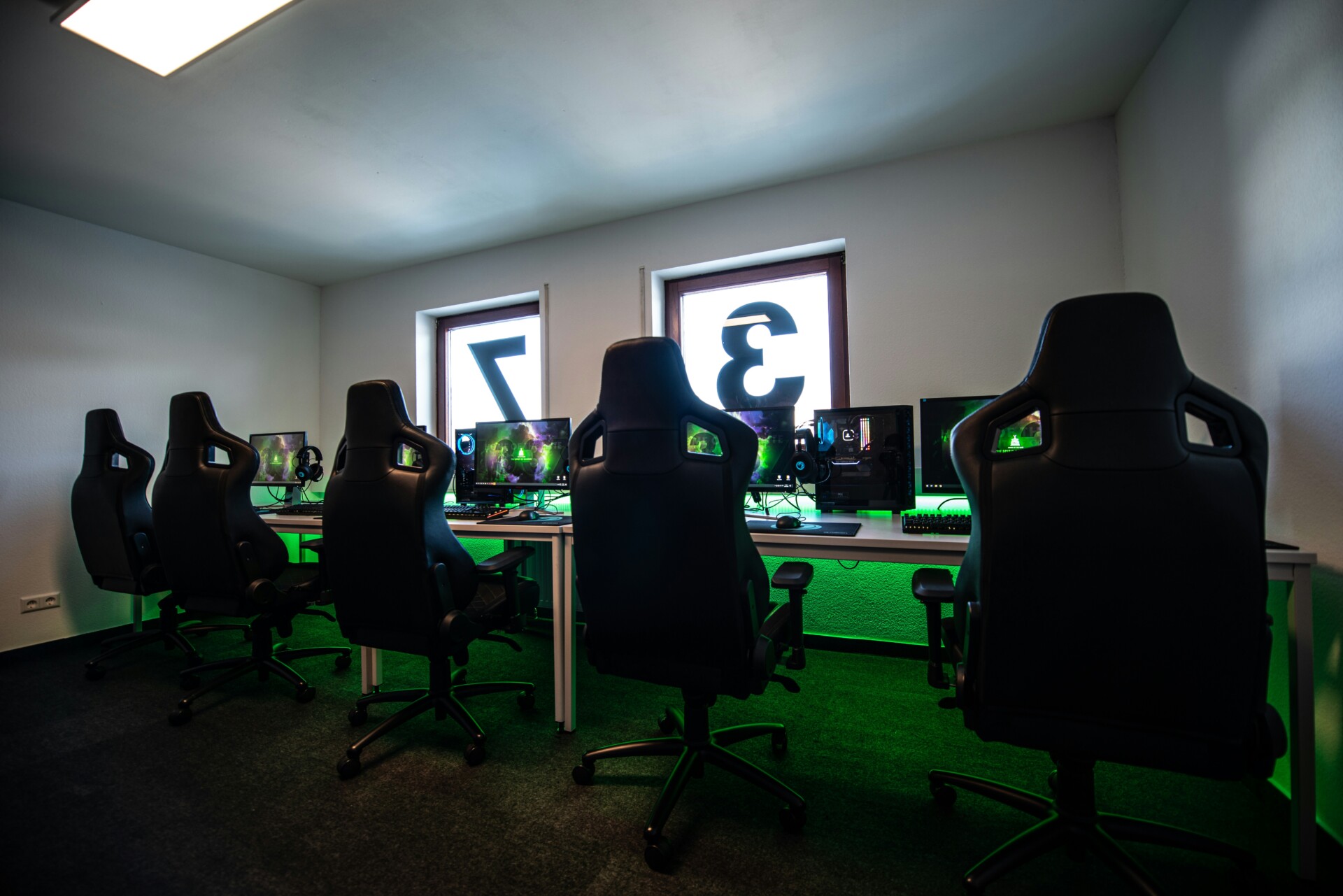 Canada’s Gaming Surge: From Economic Impact to Esports Spotlight in 2025