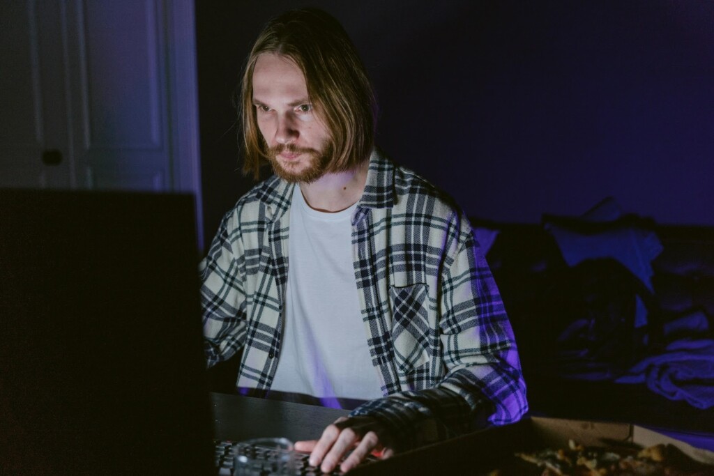 Betting Behaviour And Psychology Among Gamers: Are Gamers More Susceptible To Gambling Biases?