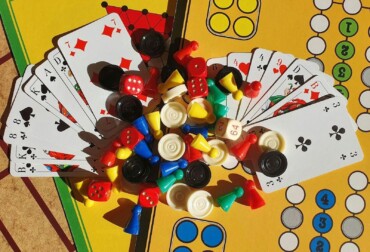 How Classic Board Games Found New Life on Mobile Platforms